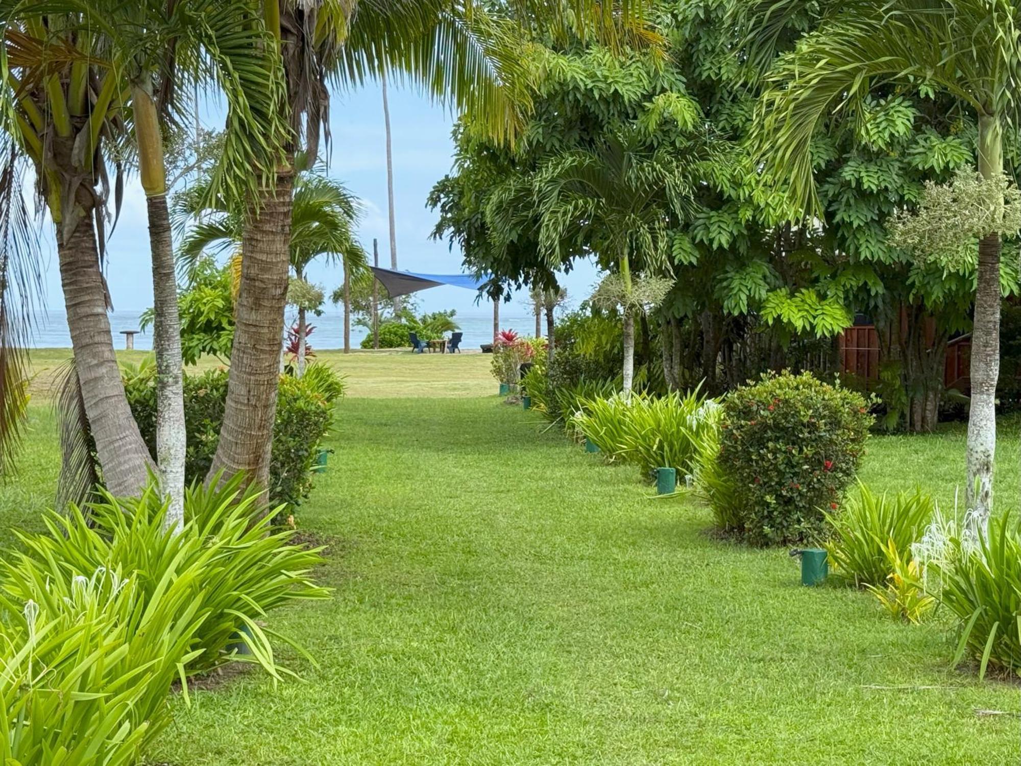 סאבוסאבו Sigasiga Sands Boutique Bungalows מראה חיצוני תמונה