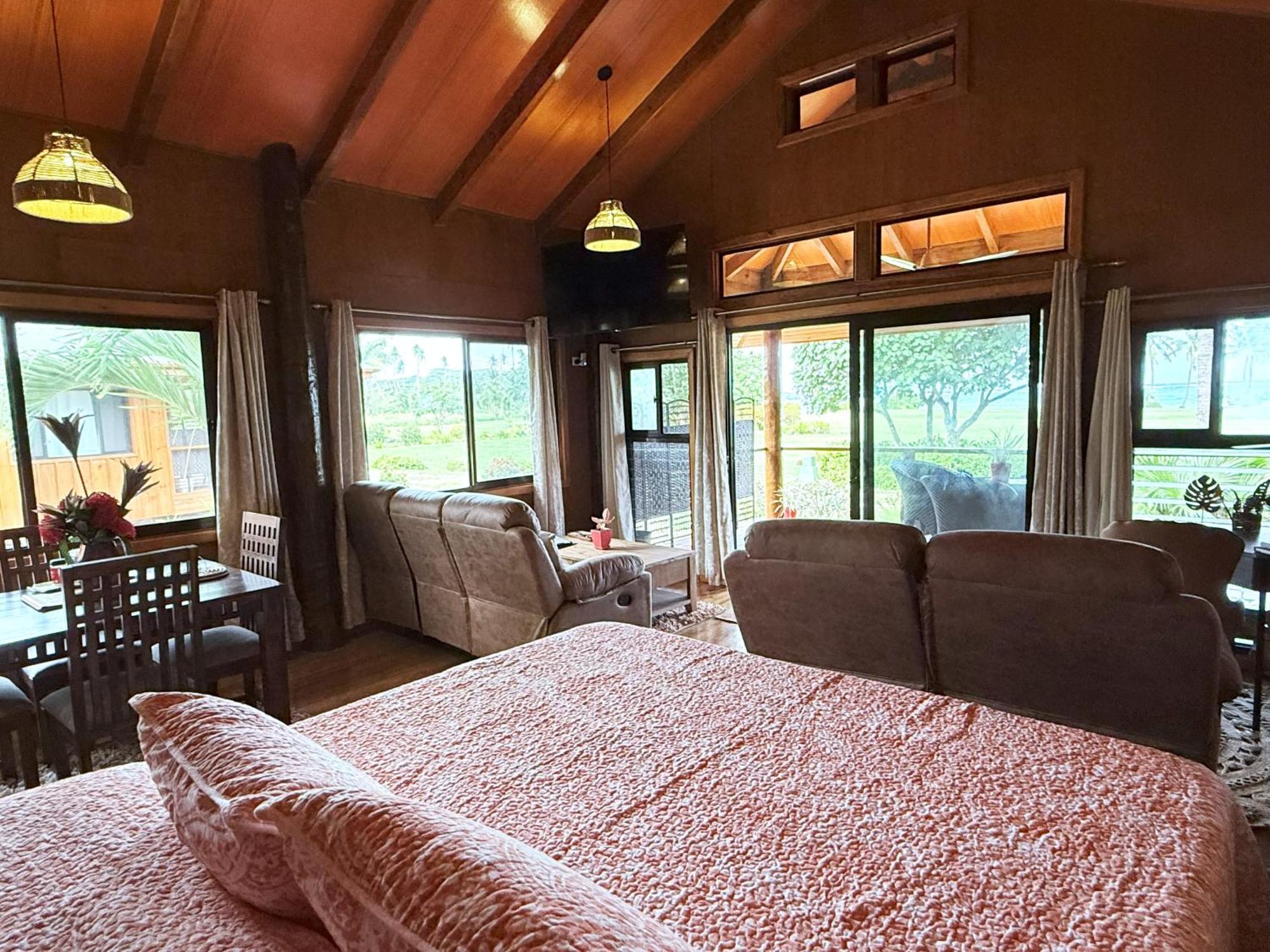 סאבוסאבו Sigasiga Sands Boutique Bungalows חדר תמונה